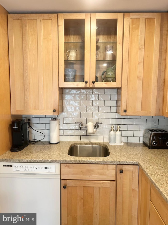 1126 Skyway Dr, Annapolis, MD 21409 - photo 5