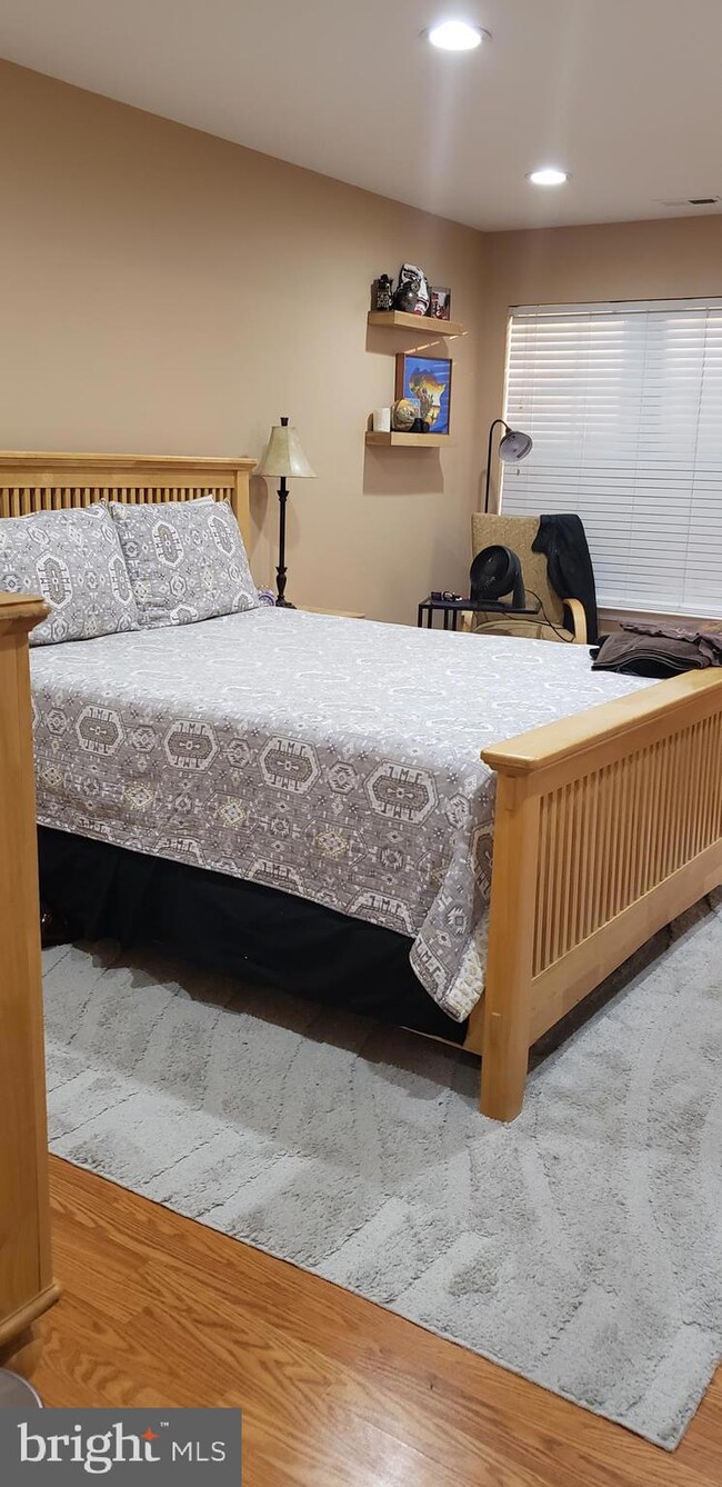 13515 Bannacker Place, Herndon, VA 20171 - photo 4