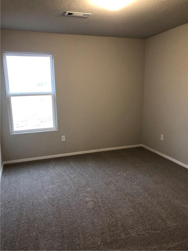 936 Jessica Leigh St, Elkins, AR 72727 - photo 6