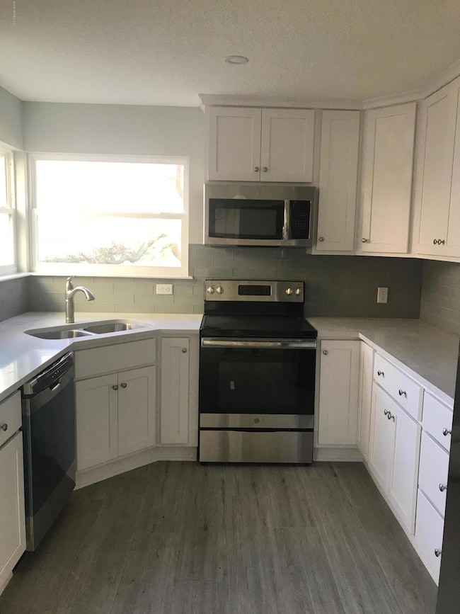 175 21st Ave S, Jacksonville Beach, FL 32250 - photo 4