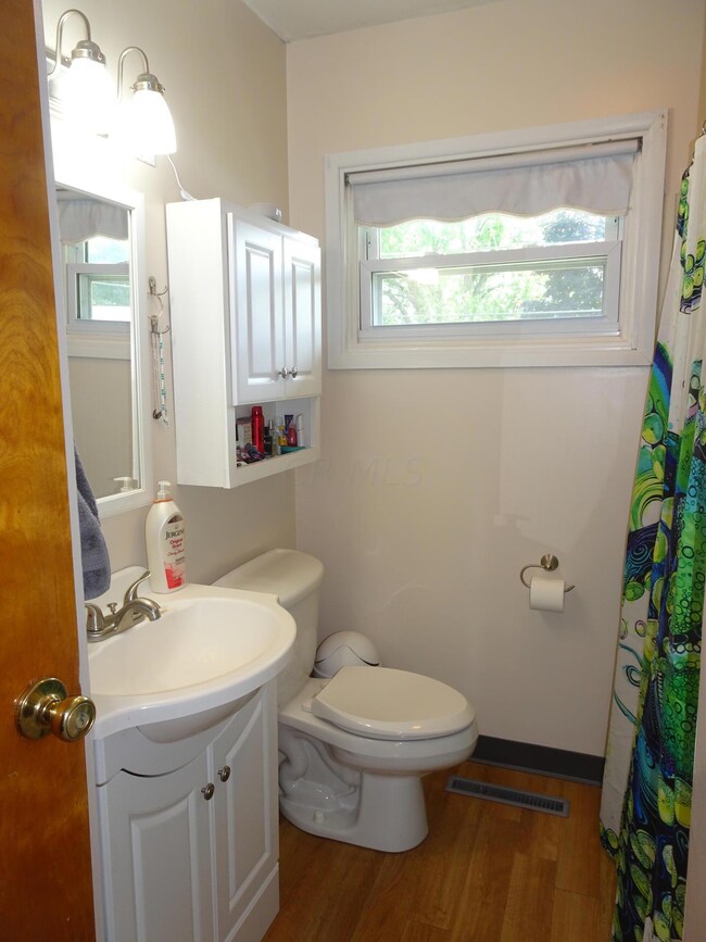 Recently remodeled Full Bath