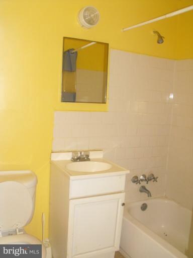 121 53rd St SE unit A B, Washington, DC 20019 - photo 4