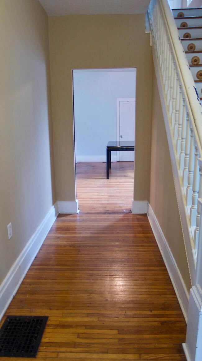Entry way