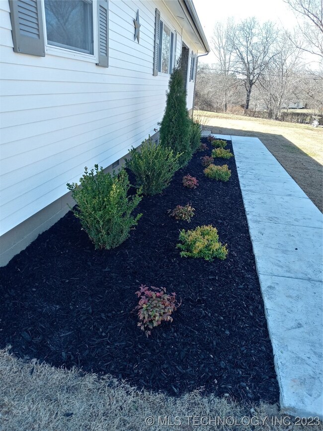 28310 E 21st St S, Broken Arrow, OK 74014 - photo 3