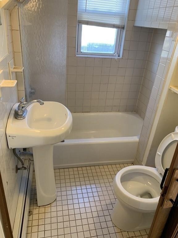 115 E Squantum St unit 1, Quincy, MA 02171 - photo 3