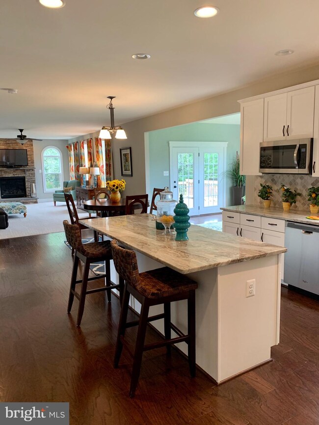 604 Monticello Dr, Stafford, VA 22556 - photo 7