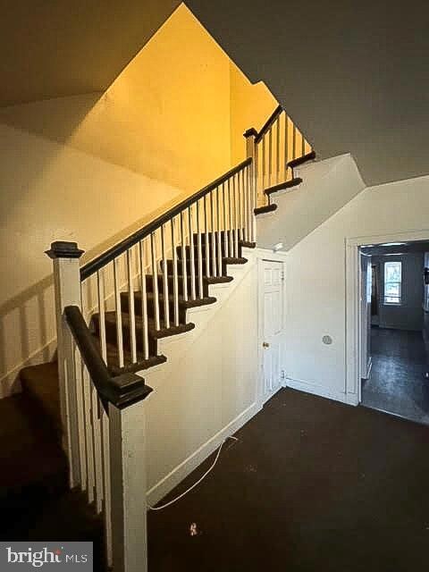 423 Rosecroft Terrace, Baltimore, MD 21229 - photo 5