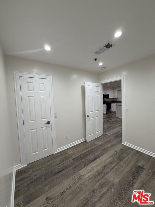 121 S Rampart Blvd unit 3, Los Angeles, CA 90057 - photo 3