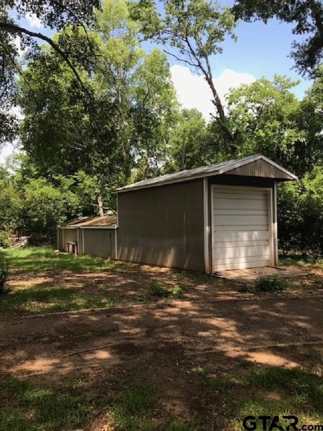 2115 S Sneed Ave, Tyler, TX 75701 - photo 6