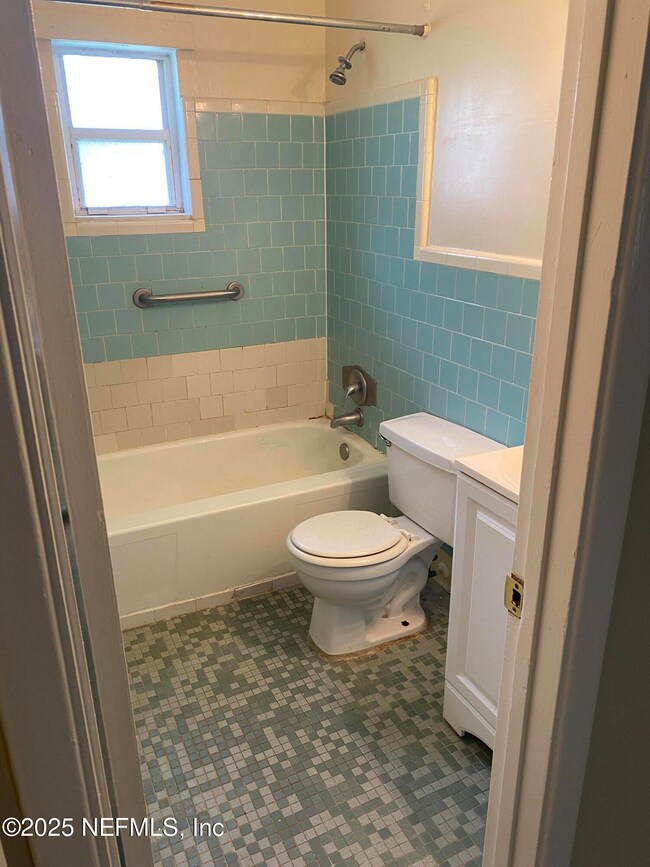 3658 Stanley St unit 3, Jacksonville, FL 32207 - photo 7