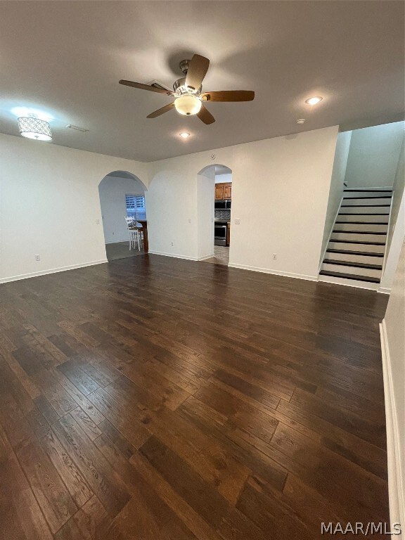 Large open concept area for entertaining/TV