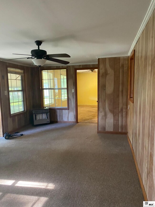 10571 Stephenson Dr, Bastrop, LA 71220 - photo 7