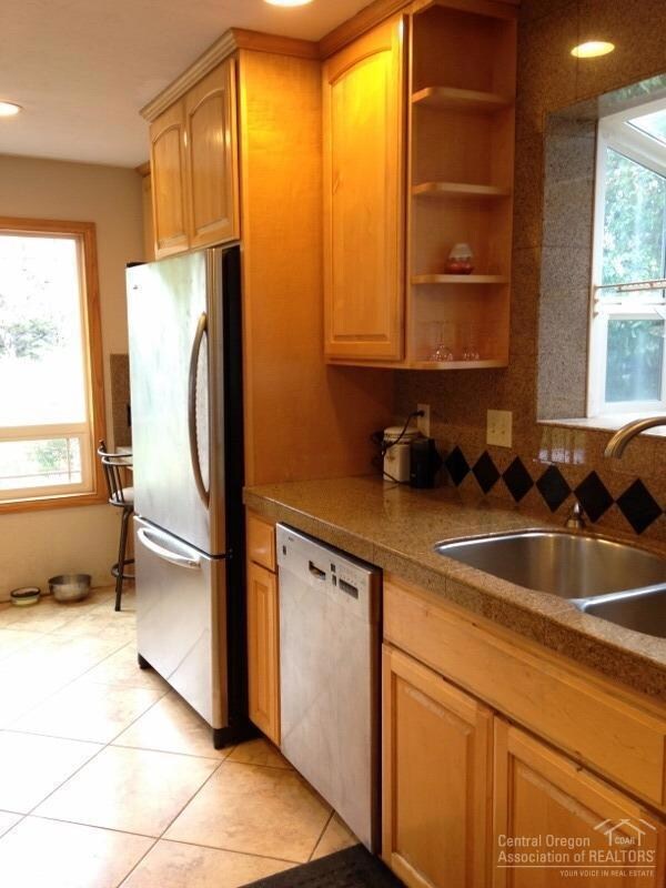 62535 Waugh Rd, Bend, OR 97701 - photo 7