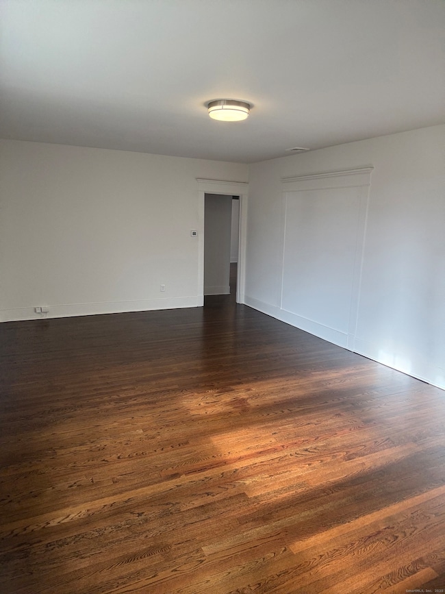 155 Elm St unit 6, West Haven, CT 06516 - photo 4