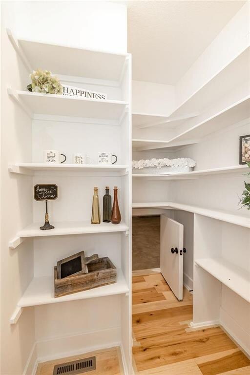 20185 W 221st St, Spring Hill, KS 66083 - photo 5