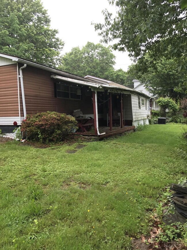 205 Edwards Ave, Clarks Summit, PA 18411 - photo 6