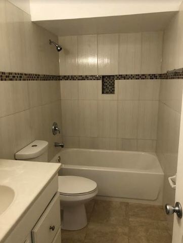 4116 Charleston Rd, Matteson, IL 60443 - photo 5