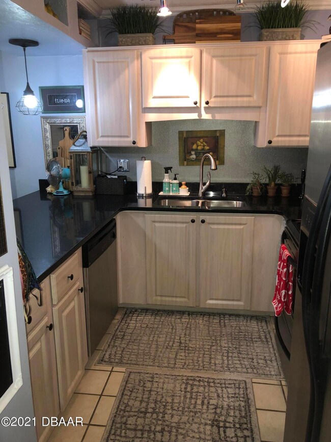 908 Kitchen