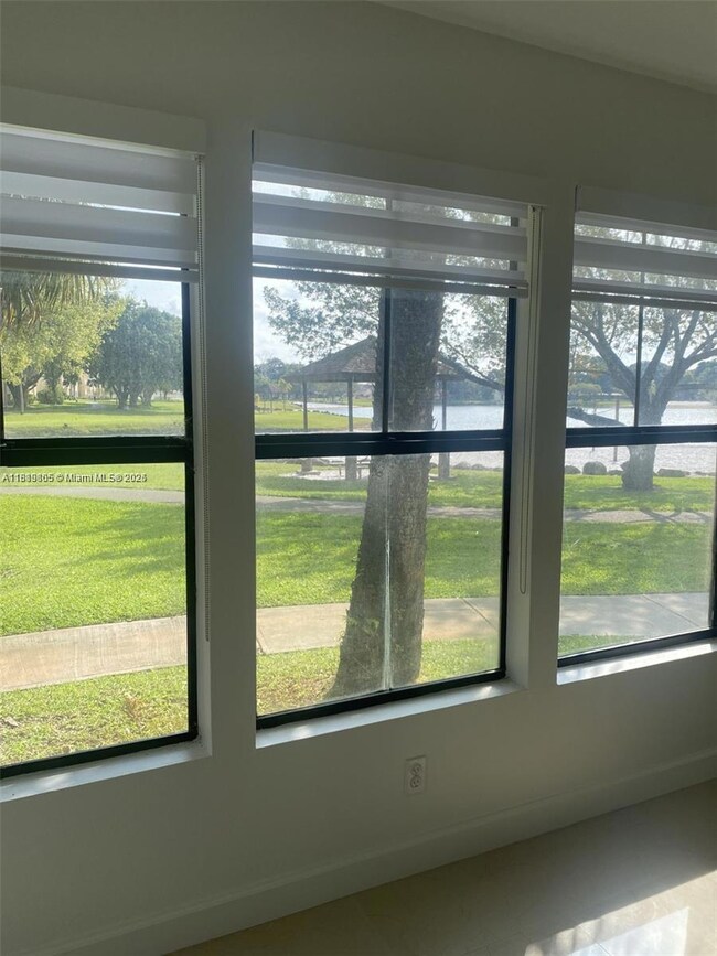 10691 SW 155th Place unit 1509, Miami, FL 33196 - photo 3