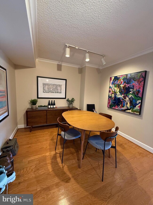 1201 N Garfield St unit 704, Arlington, VA 22201 - photo 3