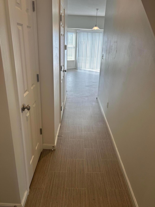 4853 Amber Crossing Dr, Columbus, OH 43232 - photo 6