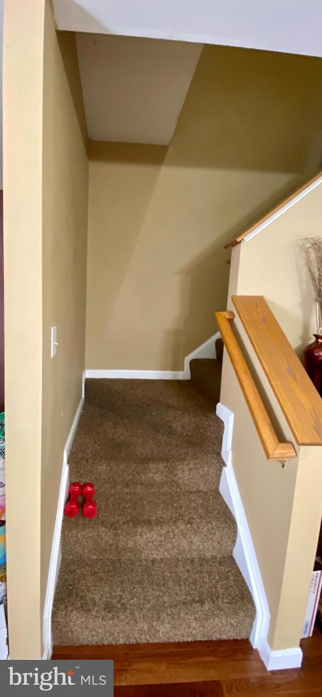 15463 Windsong Ln, Dumfries, VA 22025 - photo 3