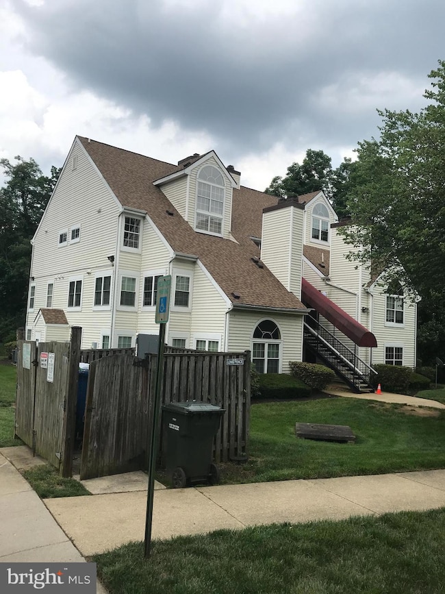 10547 Beacon Ridge Dr unit 301, Bowie, MD 20721 - photo 2