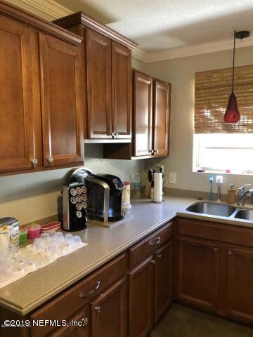 2650 Emily Ln, Jacksonville, FL 32216 - photo 7
