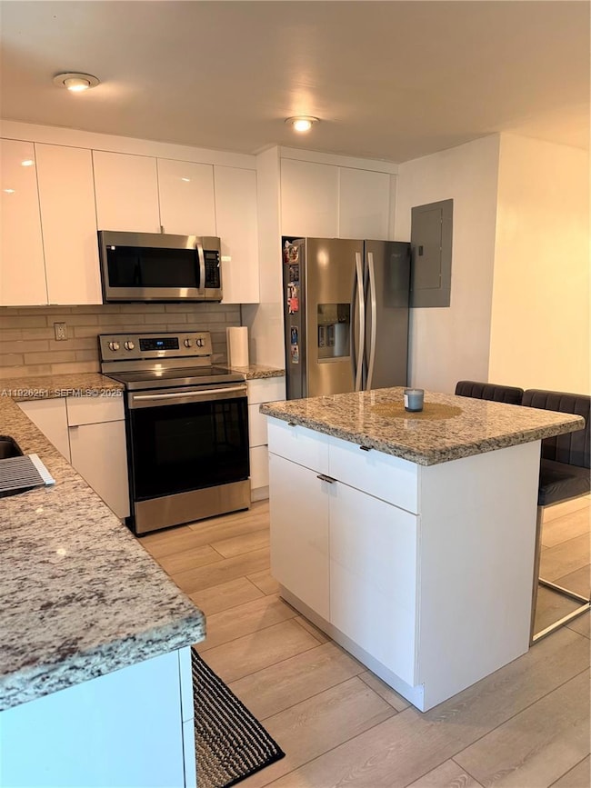 2310 N 70th Ave, Hollywood, FL 33024 - photo 3