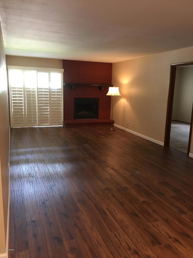 Living room with fireplace