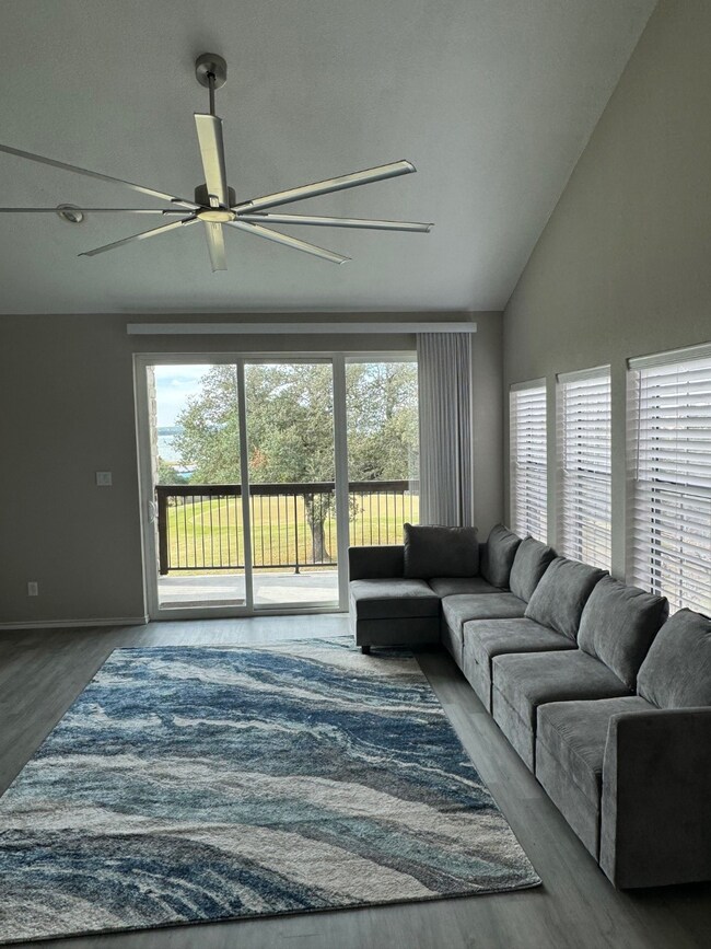 26035 Heartwood Dr unit 412, Whitney, TX 76692 - photo 5