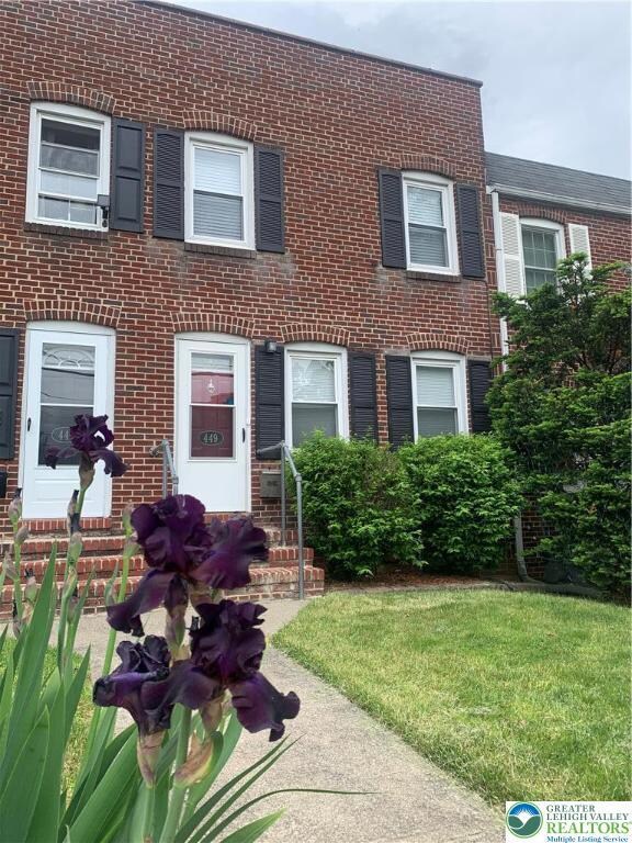 449 E Garrison St, Bethlehem, PA 18018 - photo 2