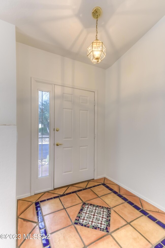 6 Interior Entrance