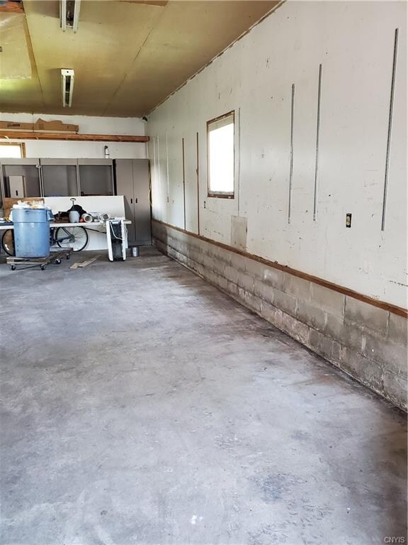 WOW!!! Start thinking of everything you can do with this huge asset!!