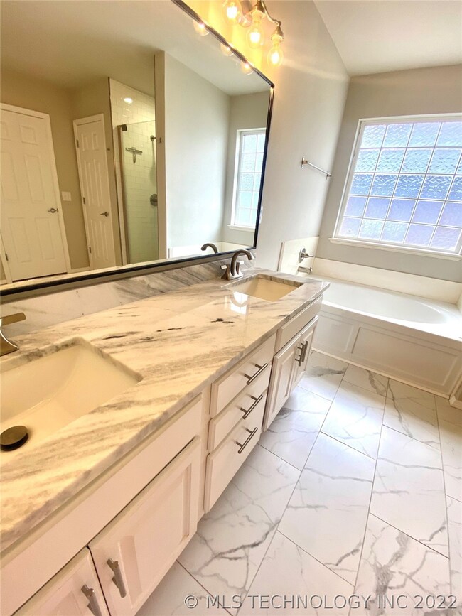 19918 E 49th Place S, Broken Arrow, OK 74014 - photo 6