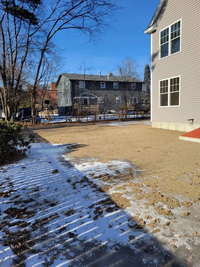 3 Linwood St, Nashua, NH 03060 - photo 7