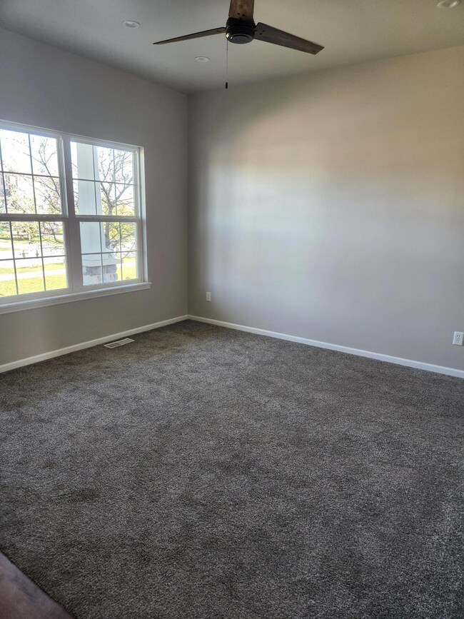 5437 Elkhart Cir, Crown Point, IN 46307 - photo 5