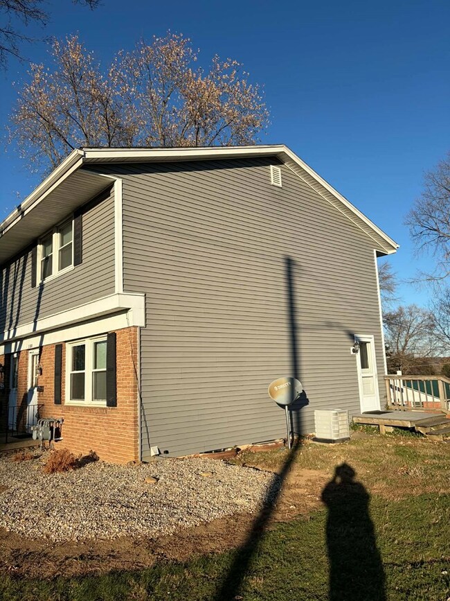 100 102 Pembroke Blvd, Lexington, OH 44904 - photo 6