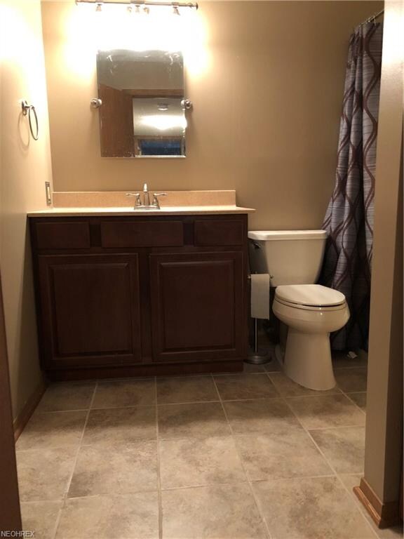 181 Maplewood Dr unit 2, Cortland, OH 44410 - photo 4