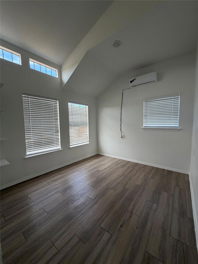 217 State Highway 21 W, Cedar Creek, TX 78612 - photo 7