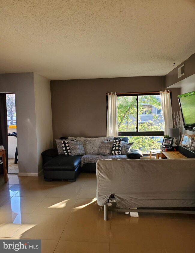 8607C Village Way, Alexandria, VA 22309 - photo 4