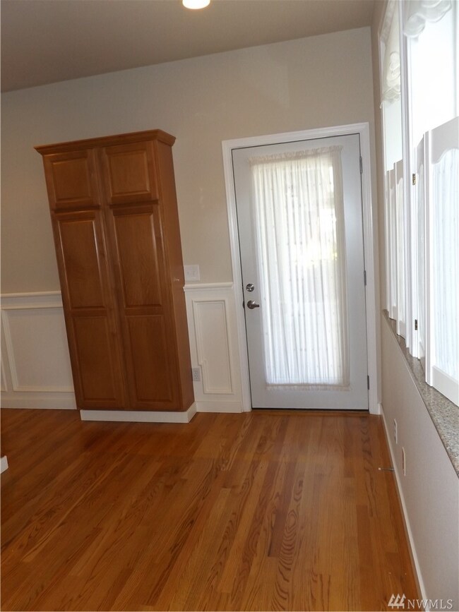 7436 53rd Street Ct W, University Place, WA 98467 - photo 4