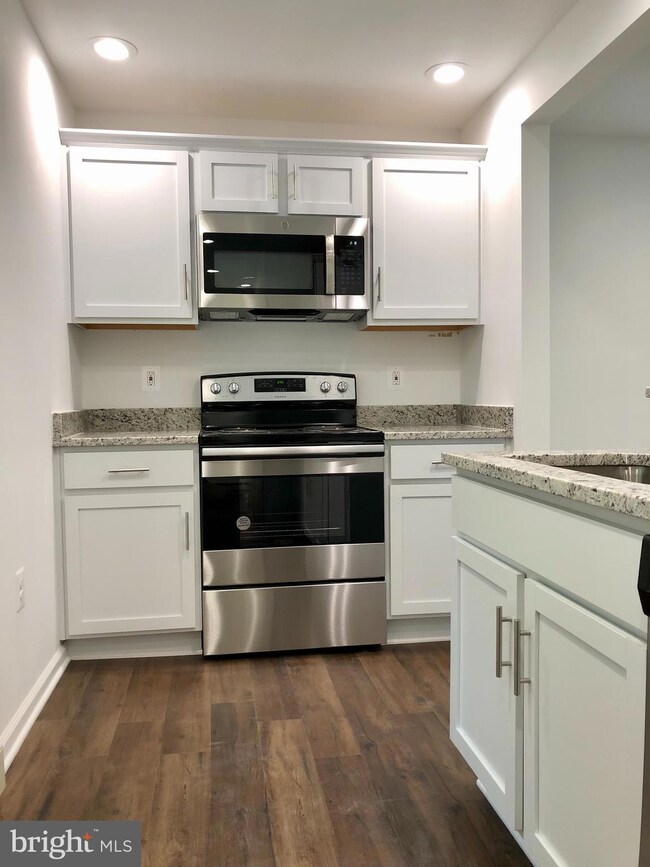 5331 Burkittsville Rd, Jefferson, MD 21755 - photo 2