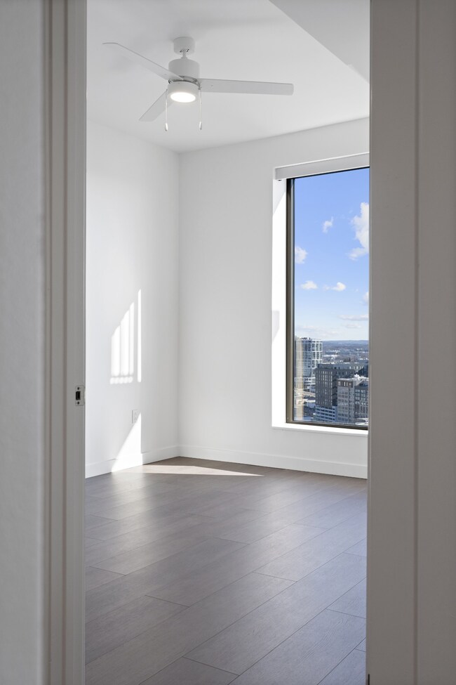 Pullman at Gulch Union unit A10 (B), Nashville, TN 37203 - photo 7