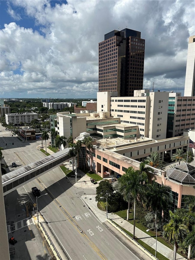 Nu River Landing unit 1214, Fort Lauderdale, FL 33301 - photo 2