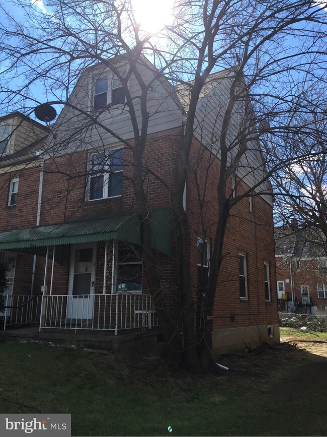 3325 Kentucky Ave, Baltimore, MD 21213 - photo 2