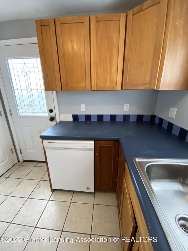 Image 4 - Kitchen 3