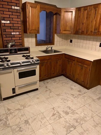 4 Garden Court St unit 3A, Boston, MA 02113 - photo 2