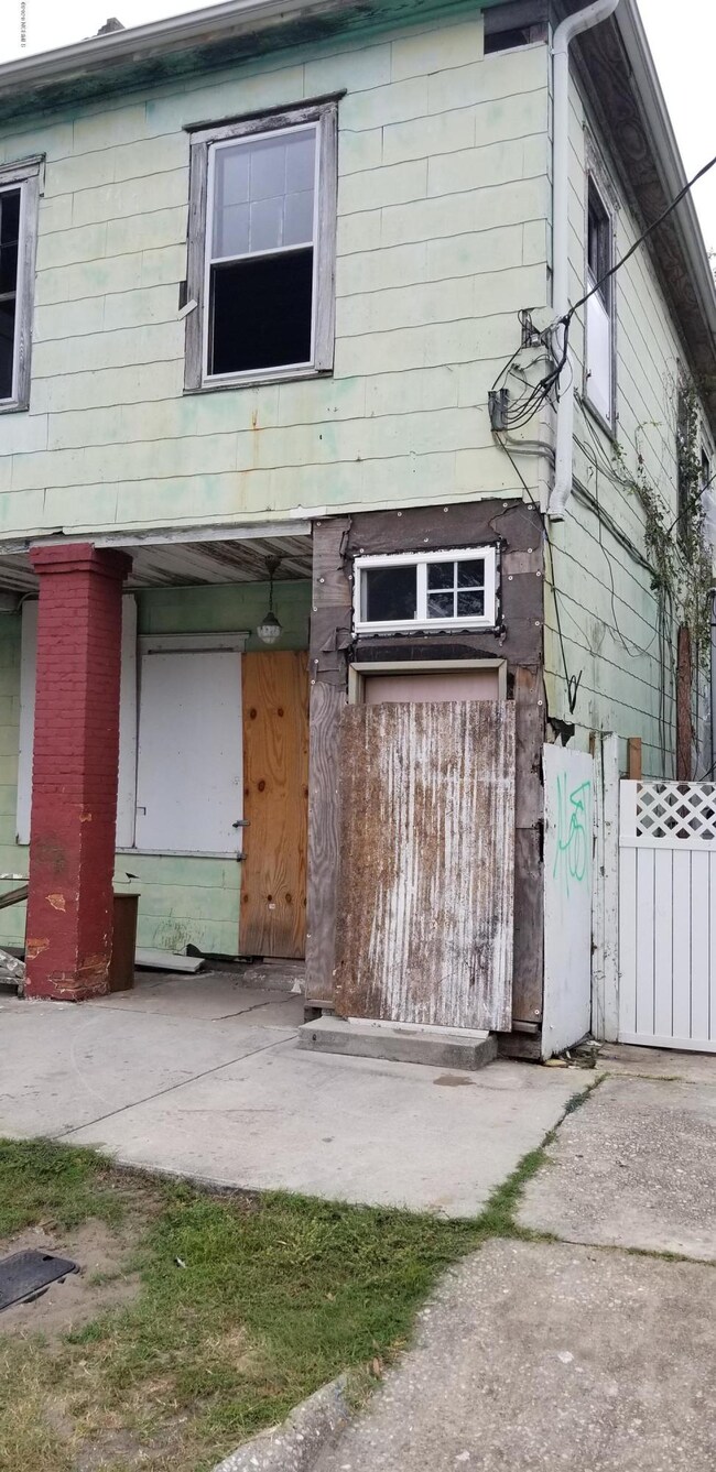 606 S 7th St, Wilmington, NC 28401 - photo 2