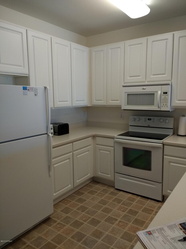 kitchen in 1117 full view
